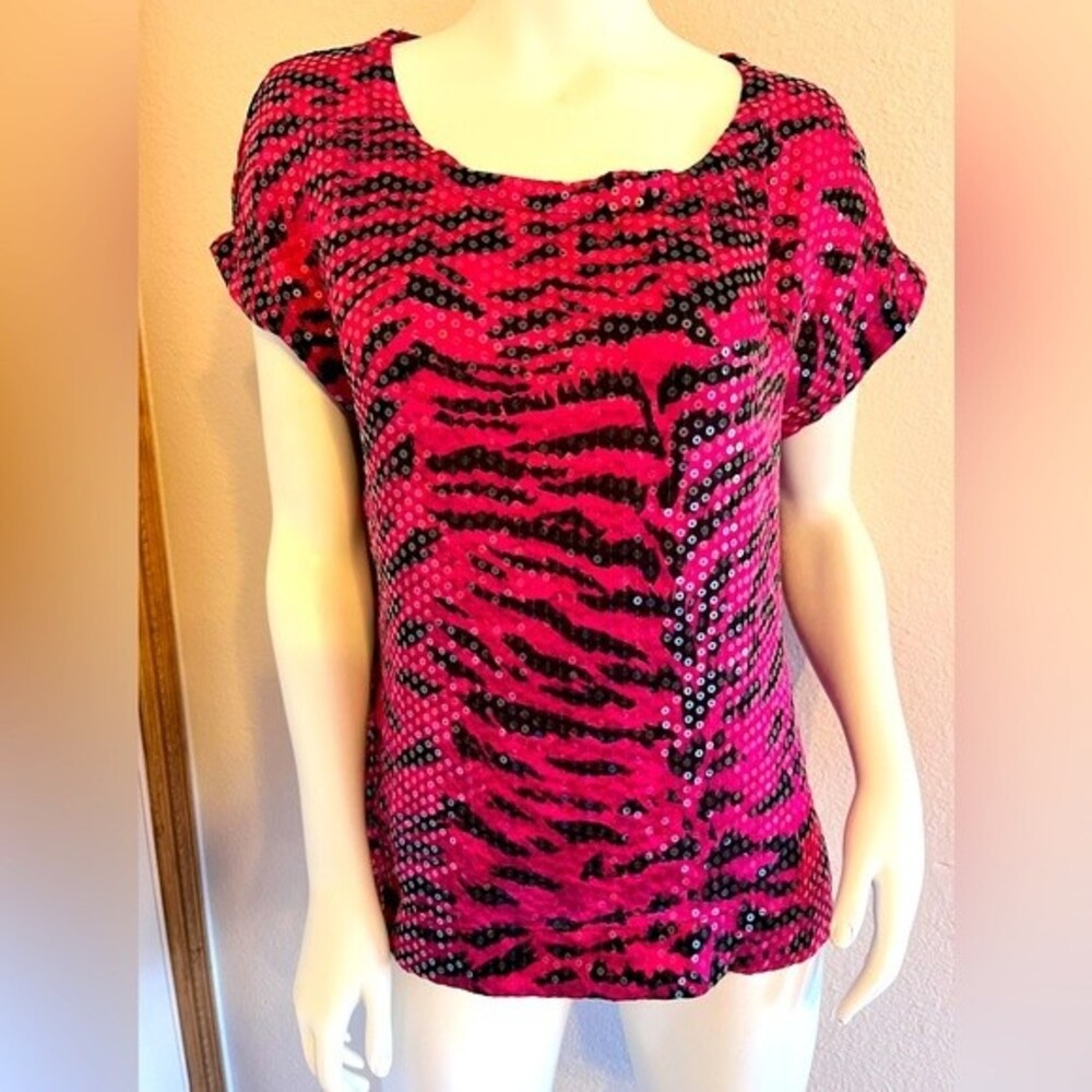 Chaus hot pink and black, zebra striped sequin top Sz M